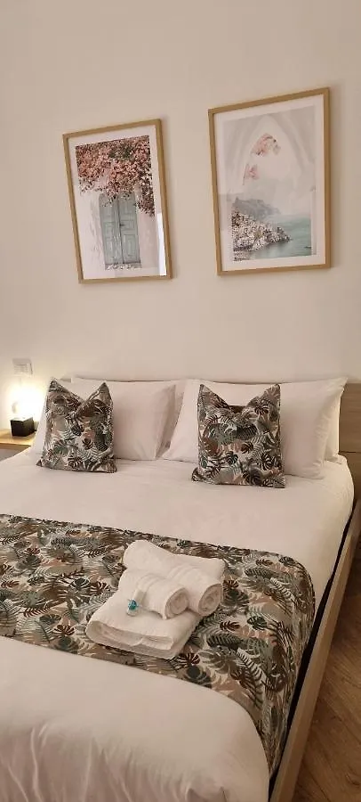 Christian Guest House Terrasini İtalya